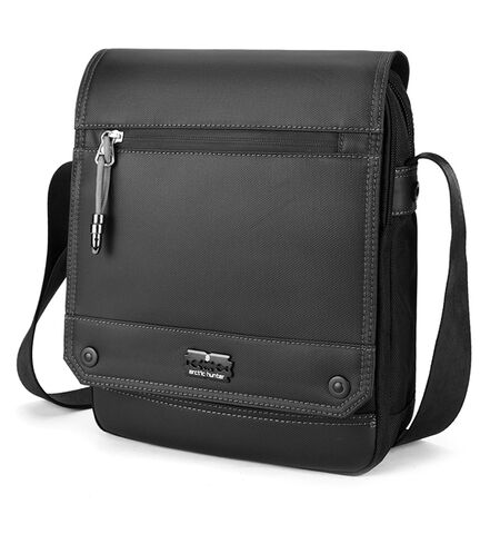 Τσάντα ώμου ARCTIC HUNTER K00092 6L μαύρη